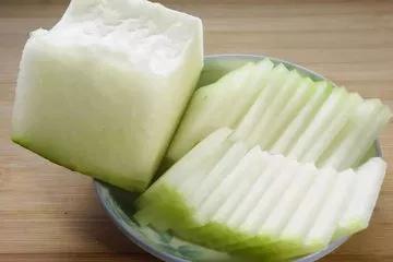 苗老吉清肤堂：三伏天除湿气 